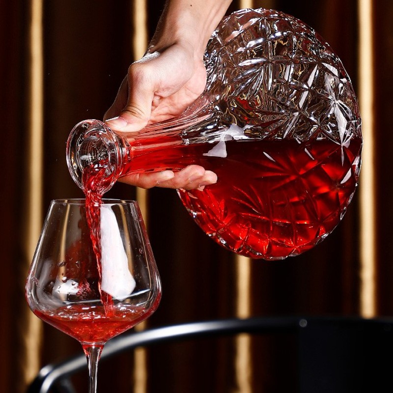 Wine Decanter with Lid Flat Bottom Decanter Crystal Glass Wine Jug