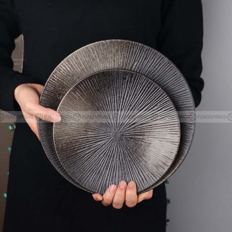 Artistic Striped Ceramic Dinner Plates - Set of 2, Sizes 8" and 10" Artistic Striped Ceramic Dinner Plates - Set of 2, Sizes 8" and 10"