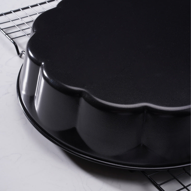 Floral Elegance 10.5-Inch Nonstick Cake and Bread Baking Pan Floral Elegance 10.5-Inch Nonstick Cake and Bread Baking Pan