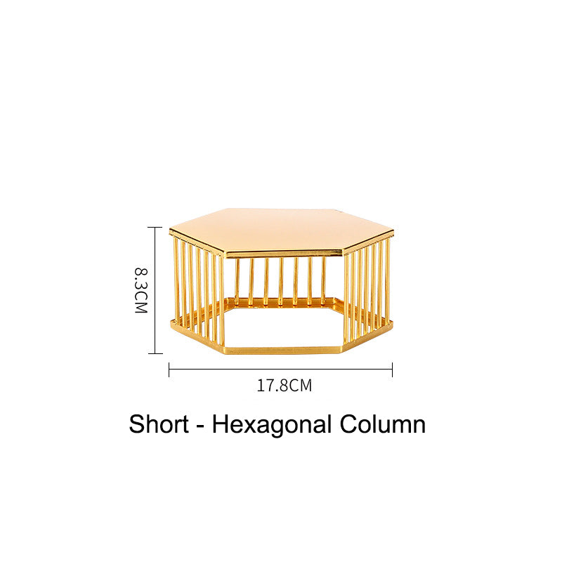 Artistic Ceramic Cake Display Stand for Elegant Dessert Presentations Artistic Ceramic Cake Display Stand for Elegant Dessert Presentations