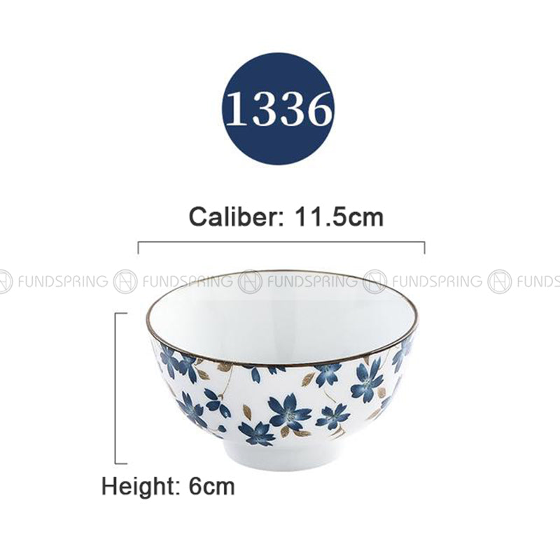 Blue and White Under Glazed Ceramic Bowl Japan Style 4.5" Set of 4 Blue and White Under Glazed Ceramic Bowl Japan Style 4.5" Set of 4