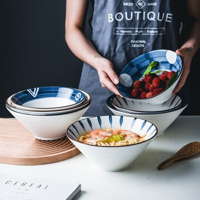 Sophisticated Hat-Shaped Ceramic Bowls Set - 7''/8'' - Japanese Inspired