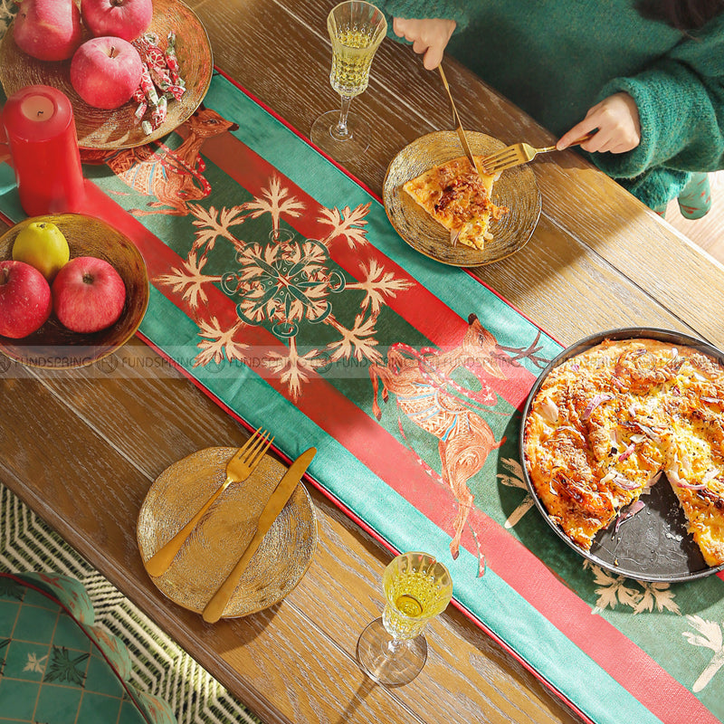 Flying Moose Table Runner Christmas Decorative Dining Table Cover Flying Moose Table Runner Christmas Decorative Dining Table Cover