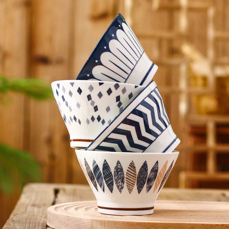 Hat-Shaped Japanese Ceramic Bowls - 5'' Underglaze Set Hat-Shaped Japanese Ceramic Bowls - 5'' Underglaze Set