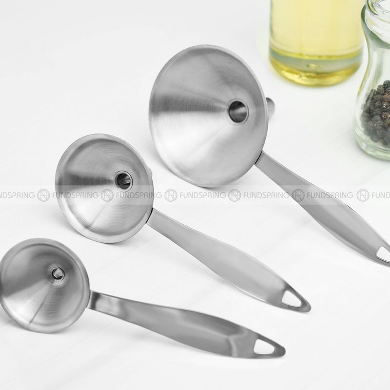 Stainless Steel Oil Leakage with Handle Cone Funnel Set of 3 Pcs