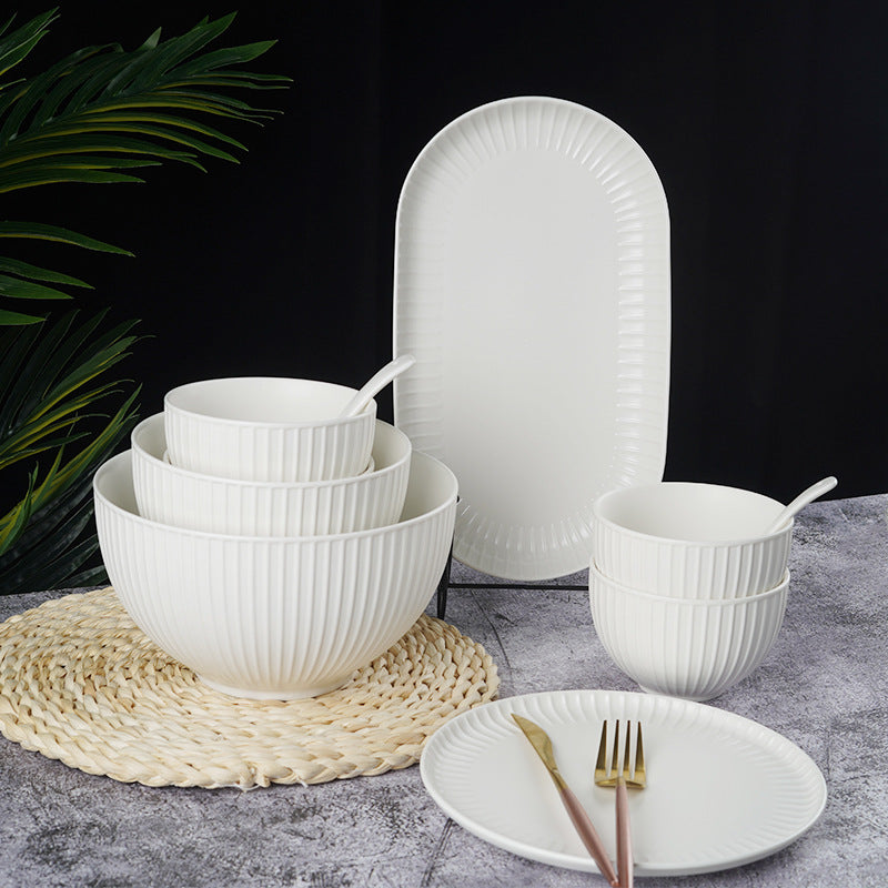 Minimalist Dinnerware Set: Solid Color Ceramic Bowls and Plates for Elegant Home Dining Minimalist Dinnerware Set: Solid Color Ceramic Bowls and Plates for Elegant Home Dining