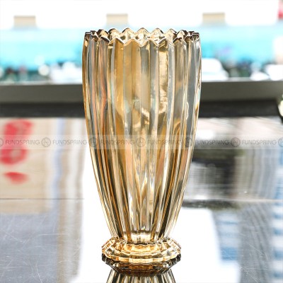 Luminous Bloom: Fashionable Glass Vase for Elegant Floral Arrangements Luminous Bloom: Fashionable Glass Vase for Elegant Floral Arrangements