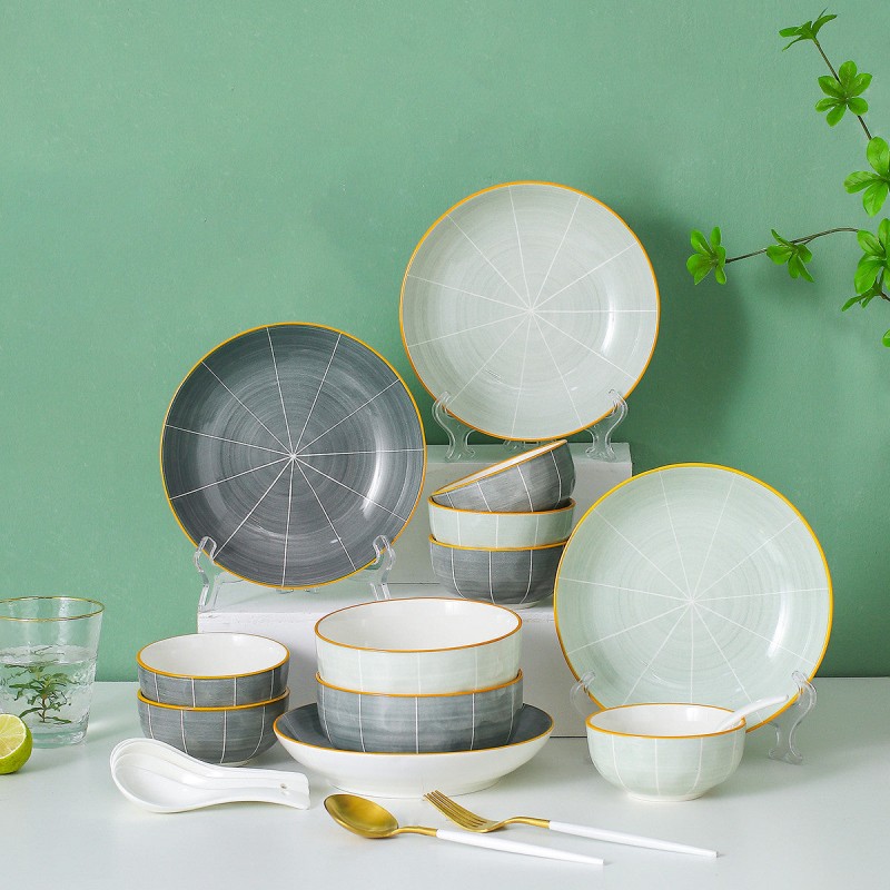 Japanese Phnom Penh Collection: Exquisite 18-Piece Ceramic Dinnerware Set Japanese Phnom Penh Collection: Exquisite 18-Piece Ceramic Dinnerware Set