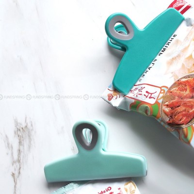 VersaClip Multipurpose Sealer: Snack and File Moisture-Proof Stationery Clip VersaClip Multipurpose Sealer: Snack and File Moisture-Proof Stationery Clip