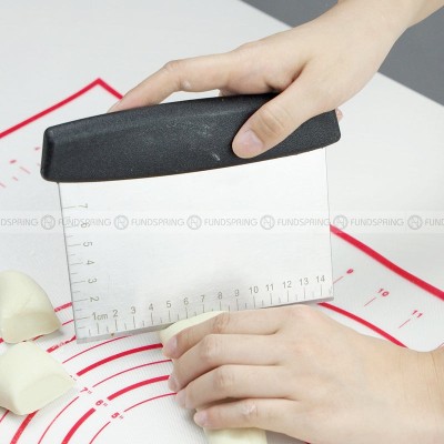 6.5-Inch Stainless Steel Flour Cutter Scale Dough Cutter Flour Scraper 6.5-Inch Stainless Steel Flour Cutter Scale Dough Cutter Flour Scraper