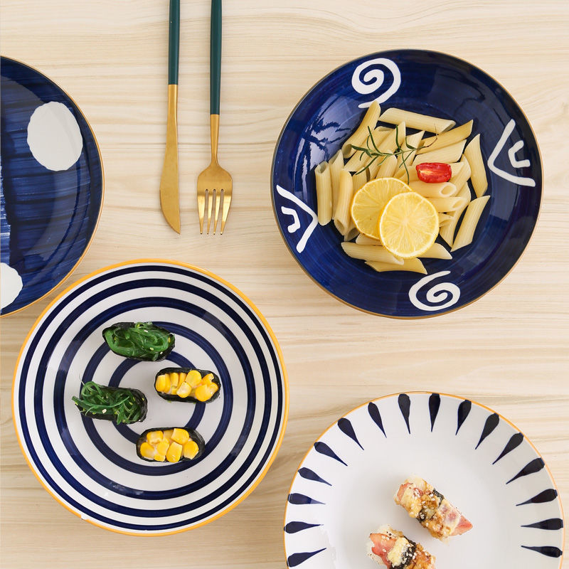 Harmony in Simplicity: Set of 4 Japanese Ceramic Deep Plates (7'' and 8'') - Timeless Elegance for Every Meal Harmony in Simplicity: Set of 4 Japanese Ceramic Deep Plates (7'' and 8'') - Timeless Elegance for Every Meal