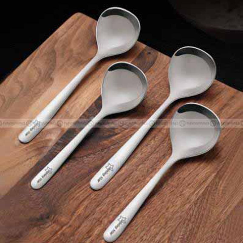 304 Stainless Steel Soup Spoon Deeper Long Spoon Mirror Polishing 304 Stainless Steel Soup Spoon Deeper Long Spoon Mirror Polishing