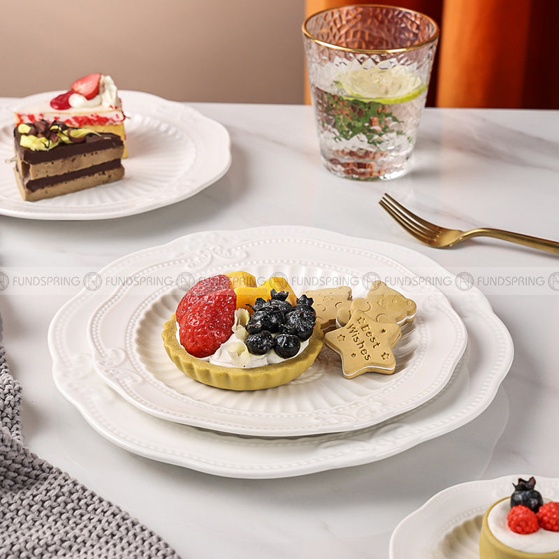 Modern Relief White Ceramic Dinner Plates Set of 2 (8" and 10") Modern Relief White Ceramic Dinner Plates Set of 2 (8" and 10")