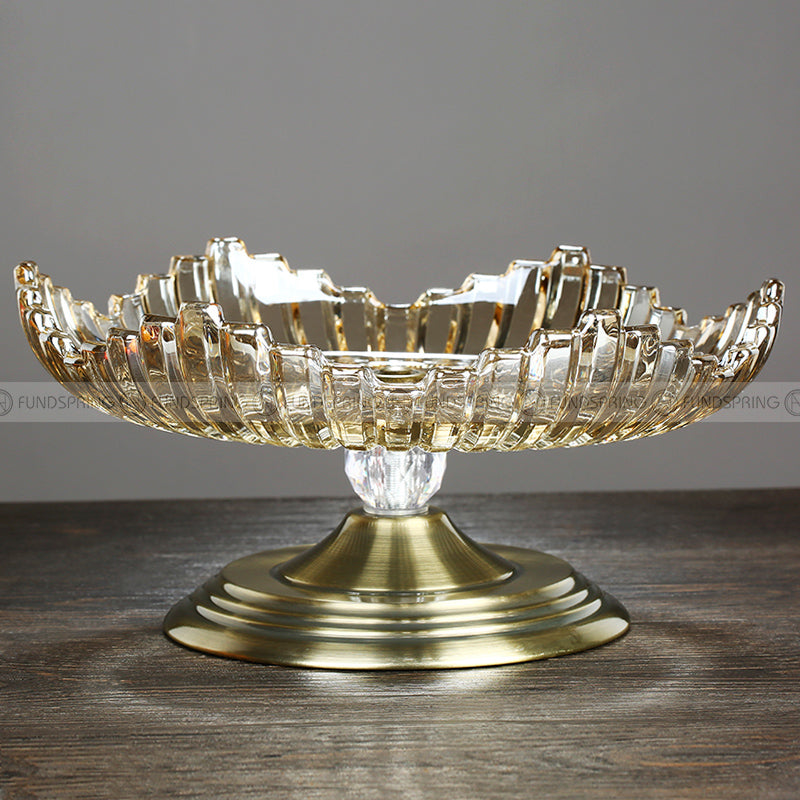 Regal Elegance: European Crystal Glass High-Footed Fruit Bowl, Candy Pot, and Snack Plate Regal Elegance: European Crystal Glass High-Footed Fruit Bowl, Candy Pot, and Snack Plate
