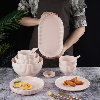 Minimalist Dinnerware Set: Solid Color Ceramic Bowls and Plates for Elegant Home Dining Minimalist Dinnerware Set: Solid Color Ceramic Bowls and Plates for Elegant Home Dining