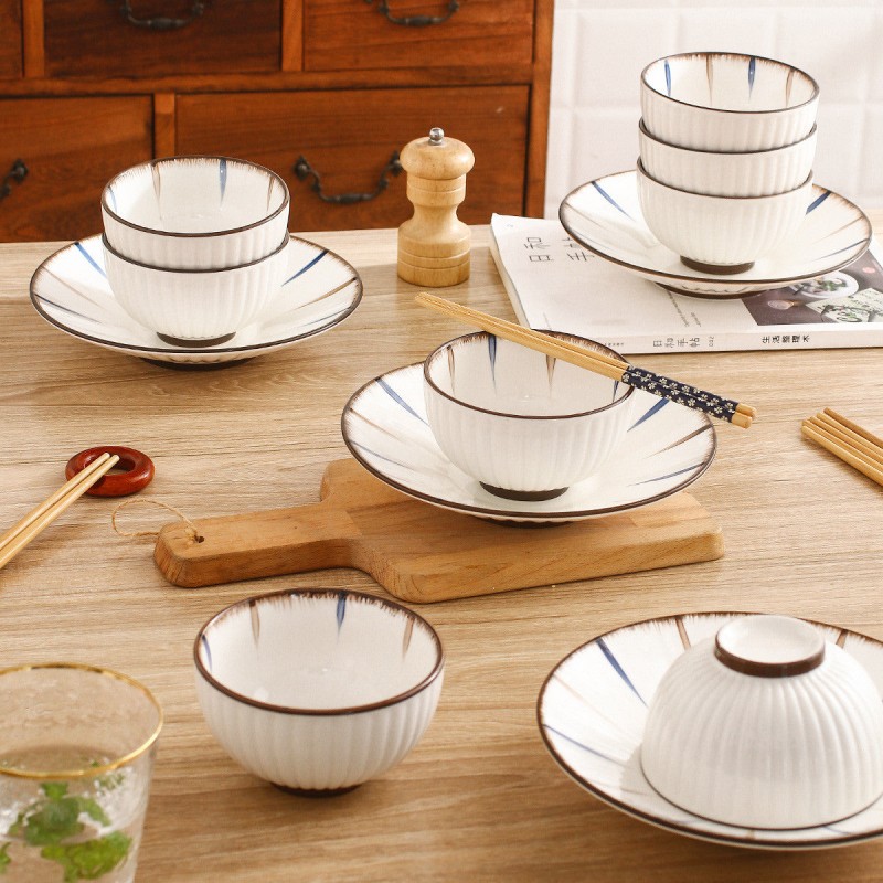 Harmony in Ceramics: Japanese-inspired Dinnerware Set of 20/26 Pieces Harmony in Ceramics: Japanese-inspired Dinnerware Set of 20/26 Pieces