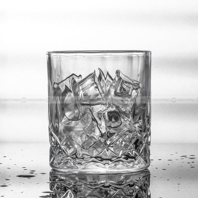 Wine Set Transparent Wine Glass Whisky Bottle And Tumbler Set of 7 Wine Set Transparent Wine Glass Whisky Bottle And Tumbler Set of 7