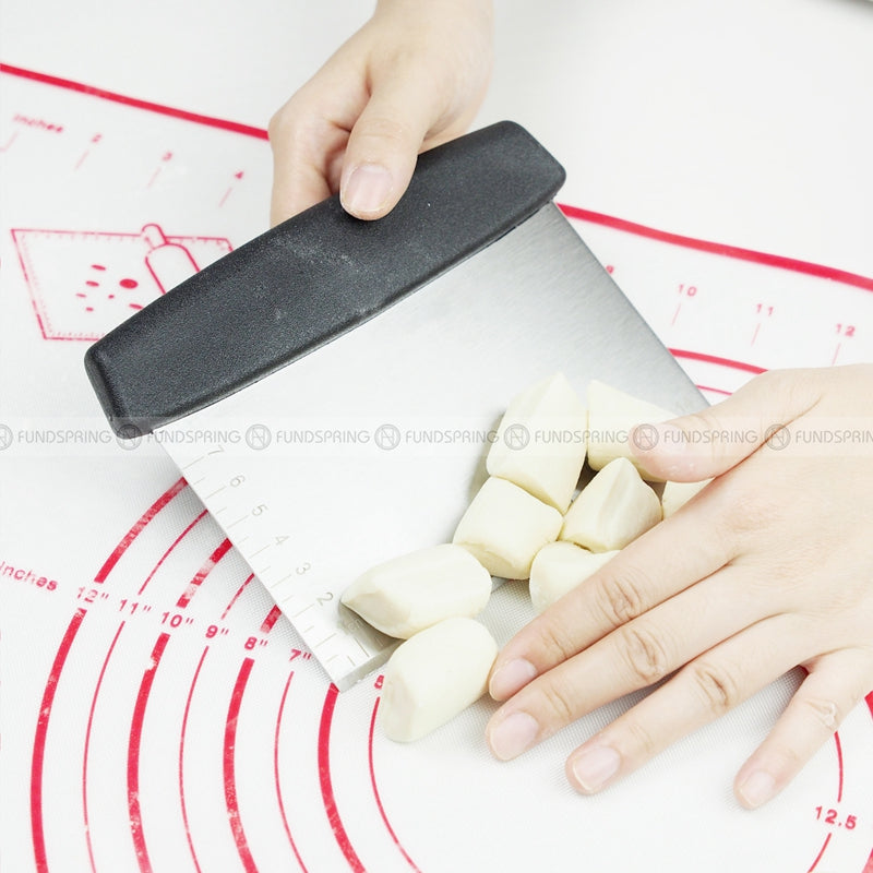 6.5-Inch Stainless Steel Flour Cutter Scale Dough Cutter Flour Scraper 6.5-Inch Stainless Steel Flour Cutter Scale Dough Cutter Flour Scraper