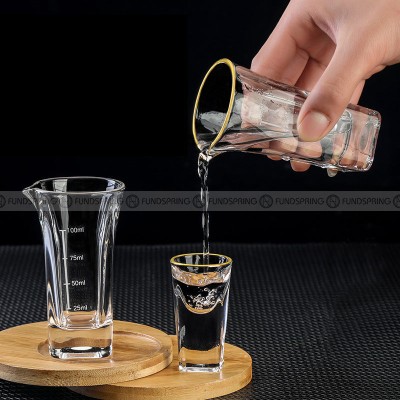 Crystal Glass Wine Dispenser Set Chinese Baijiu Cups with Scale and Wooden Rack Crystal Glass Wine Dispenser Set Chinese Baijiu Cups with Scale and Wooden Rack