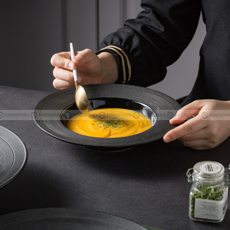 Designer Tableware Collection Weiss Series Ceramic Dish Black Plate Designer Tableware Collection Weiss Series Ceramic Dish Black Plate