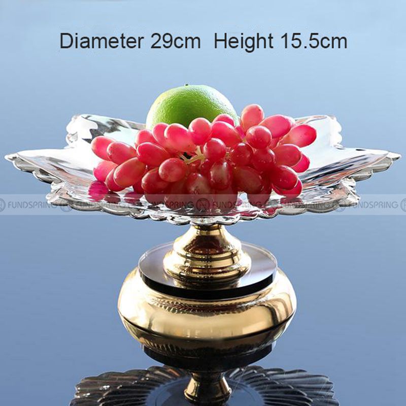 Scandinavian Elegance Crystal Glass Serving Bowl for Candy, Snacks, and Fruits Scandinavian Elegance Crystal Glass Serving Bowl for Candy, Snacks, and Fruits