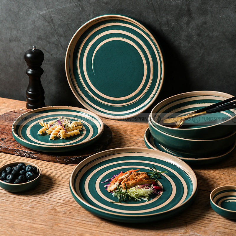 Retro Western Style Ceramic Dinner Plate Set - Creative Dining Table Essentials (8" and 10") Retro Western Style Ceramic Dinner Plate Set - Creative Dining Table Essentials (8" and 10")