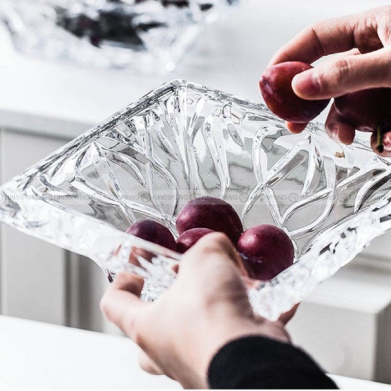 Engraved Crystal Glass Fruit Plate Square Fruit Bowl Fruit Bucket Engraved Crystal Glass Fruit Plate Square Fruit Bowl Fruit Bucket