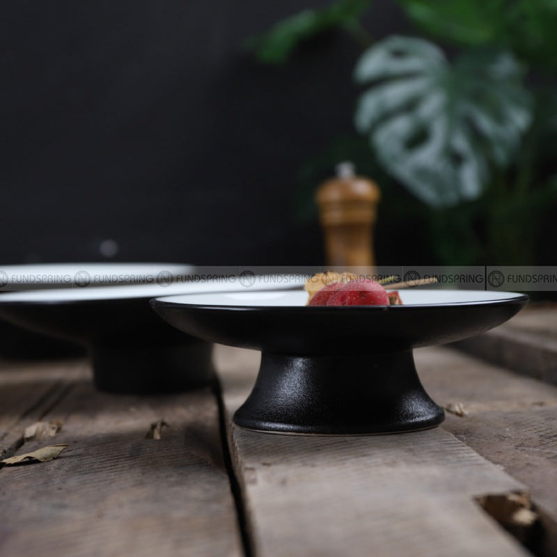 Japanese Ceramic Serving Plate High-foot Plate Matte Black Platter Japanese Ceramic Serving Plate High-foot Plate Matte Black Platter