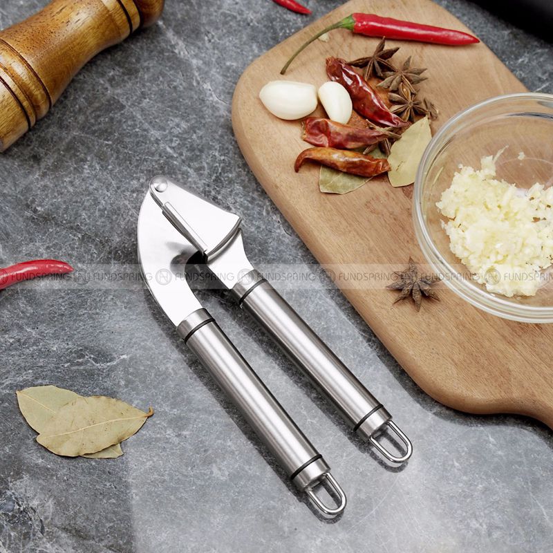 Stainless Steel Garlic Press Garlic Squeezer with Mashed Garlic Stainless Steel Garlic Press Garlic Squeezer with Mashed Garlic