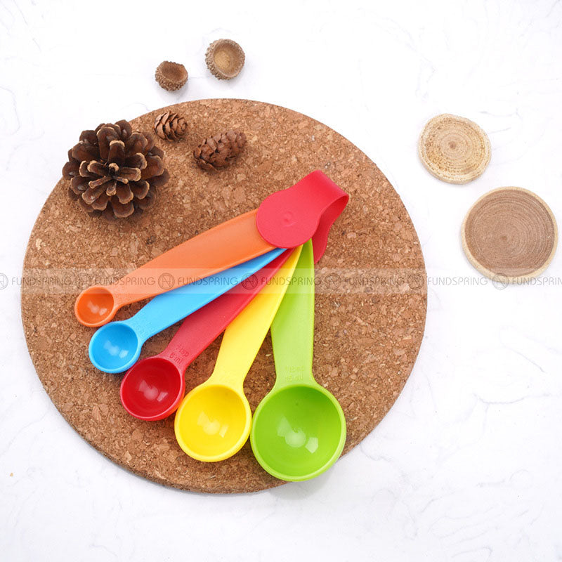 ColorSplash Culinary Measure Set: 5-Piece Multifunctional Plastic Measuring Spoons ColorSplash Culinary Measure Set: 5-Piece Multifunctional Plastic Measuring Spoons