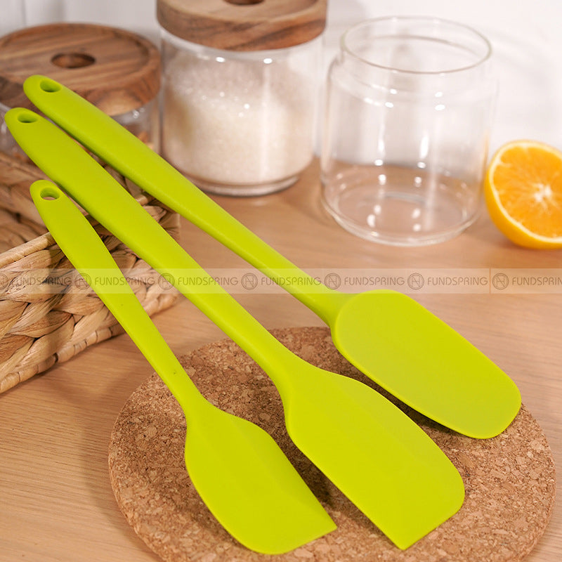 Silicone Baking Mastery: Set of 3 Cake Cream Spatulas for Precision Mixing Silicone Baking Mastery: Set of 3 Cake Cream Spatulas for Precision Mixing