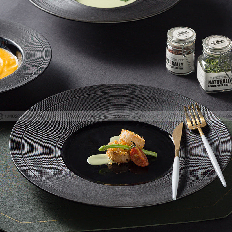 Designer Tableware Collection Weiss Series Ceramic Dish Black Plate Designer Tableware Collection Weiss Series Ceramic Dish Black Plate