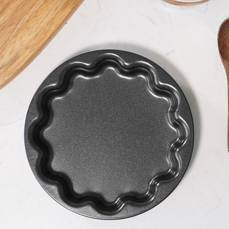 5.6-Inch Petal Shaped Baking Pan Fruit Pie Pan Bread Cake Mold 5.6-Inch Petal Shaped Baking Pan Fruit Pie Pan Bread Cake Mold