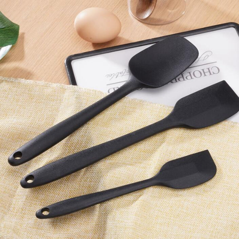 Silicone Baking Mastery: Set of 3 Cake Cream Spatulas for Precision Mixing Silicone Baking Mastery: Set of 3 Cake Cream Spatulas for Precision Mixing