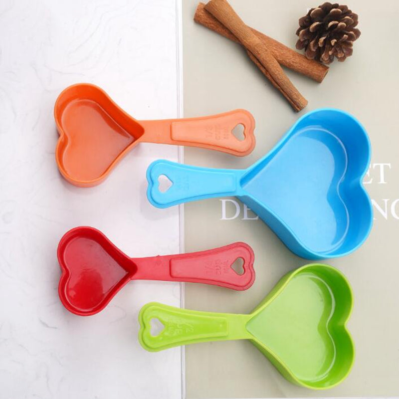 Food Grade Colored Plastic Measuring Spoon Heart-shaped Spoons 4 Pcs