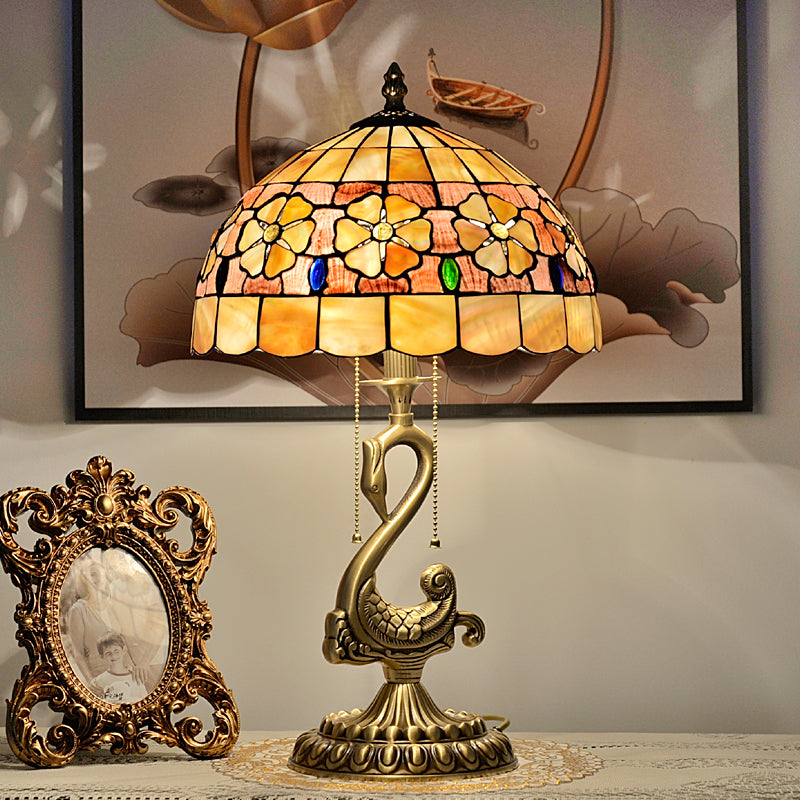 Tiffany Lamp Table Lamp with Shell Lampshade and Brass Swan Lamp Stand Tiffany Lamp Table Lamp with Shell Lampshade and Brass Swan Lamp Stand