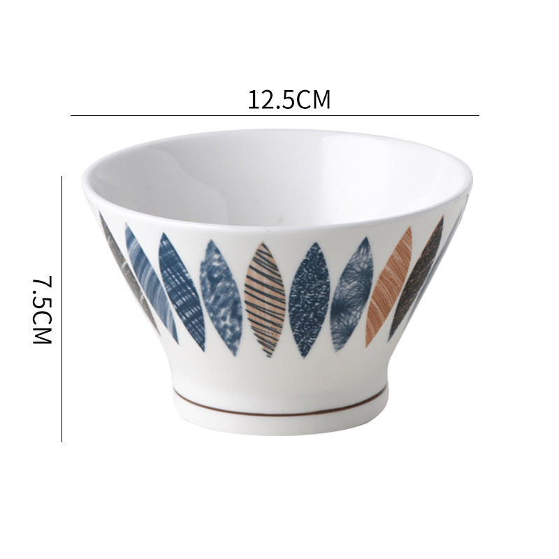 Hat-Shaped Japanese Ceramic Bowls - 5'' Underglaze Set Hat-Shaped Japanese Ceramic Bowls - 5'' Underglaze Set