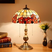 Solid Copper Base Tiffany Lamp Table Lamp with Flower Shell Shade Solid Copper Base Tiffany Lamp Table Lamp with Flower Shell Shade