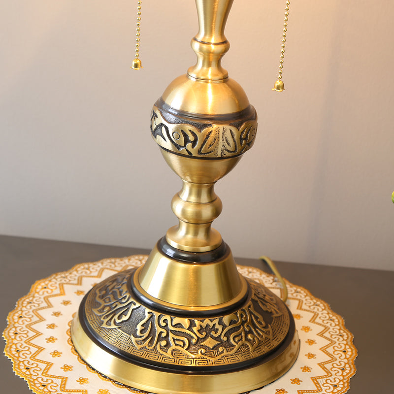 Ultra Size Solid Brass Stand Lamp Tiffany Table Lamp with Flower Decorated Shell Lamp Shade Ultra Size Solid Brass Stand Lamp Tiffany Table Lamp with Flower Decorated Shell Lamp Shade