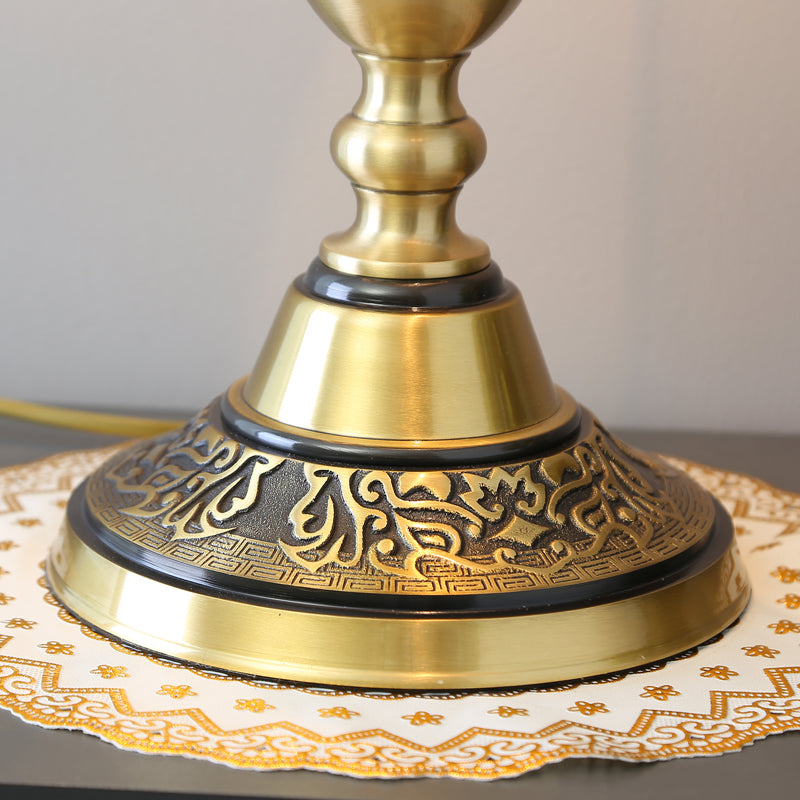 Ultra Size Solid Brass Stand Lamp Tiffany Table Lamp with Flower Decorated Shell Lamp Shade Ultra Size Solid Brass Stand Lamp Tiffany Table Lamp with Flower Decorated Shell Lamp Shade