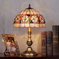 Solid Copper Base Tiffany Lamp Table Lamp with Flower Shell Shade Solid Copper Base Tiffany Lamp Table Lamp with Flower Shell Shade