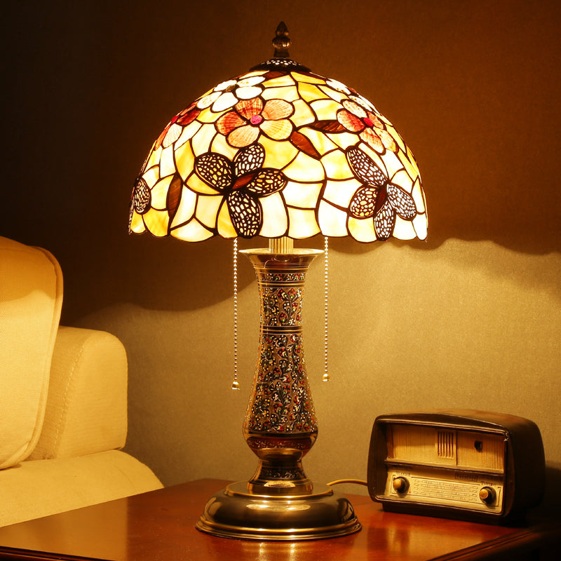 Vintage Tiffany Lamp Table Lamp for Bedroom Butterfly and Flowers Lampshade Solid Brass Vase Base