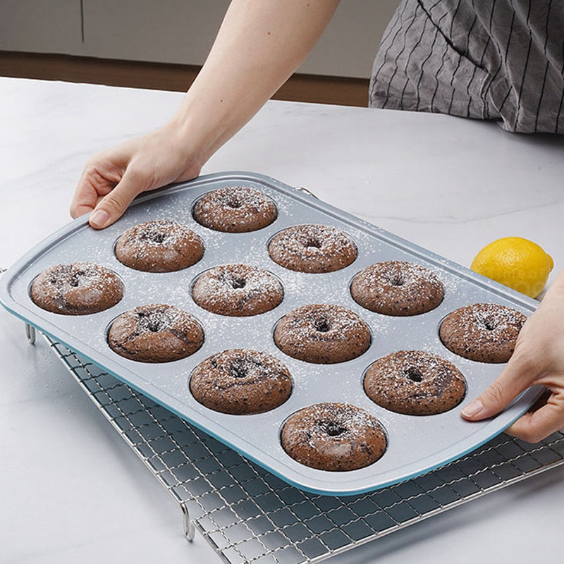 Blue Silver 12-Cup Cake and Donut Baking Mold Blue Silver 12-Cup Cake and Donut Baking Mold