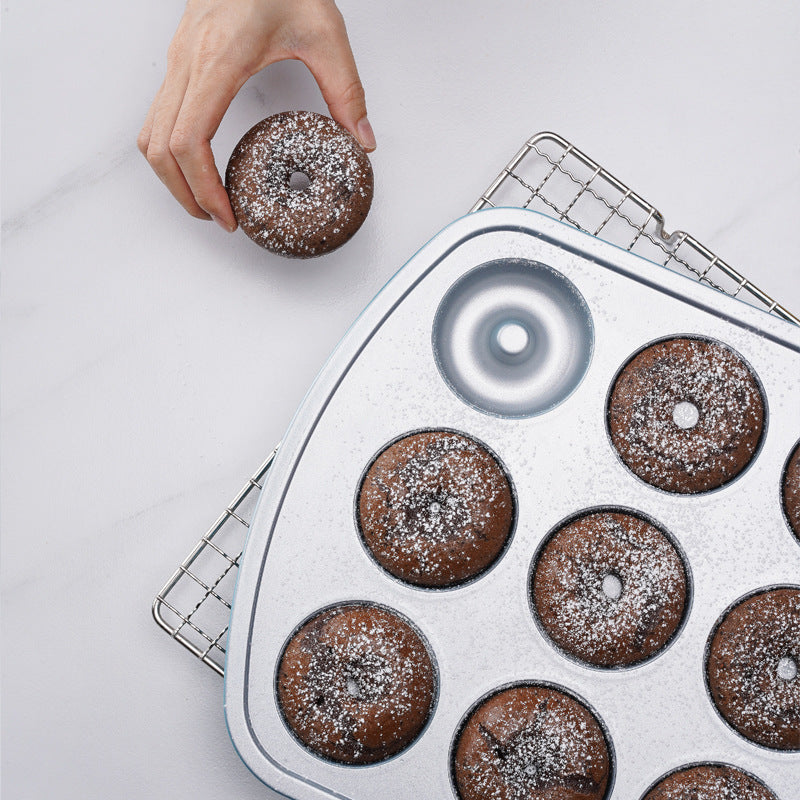 Blue Silver 12-Cup Cake and Donut Baking Mold Blue Silver 12-Cup Cake and Donut Baking Mold