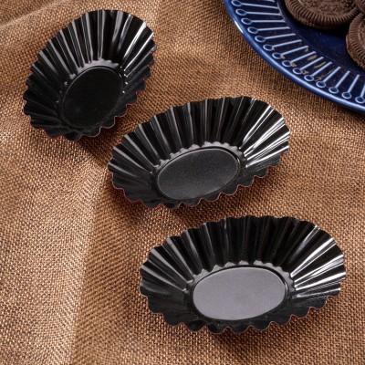 Petite Elegance Oval Non-Stick Baking Set: Small Pie Pans and Cake Molds Set of 3 Petite Elegance Oval Non-Stick Baking Set: Small Pie Pans and Cake Molds Set of 3