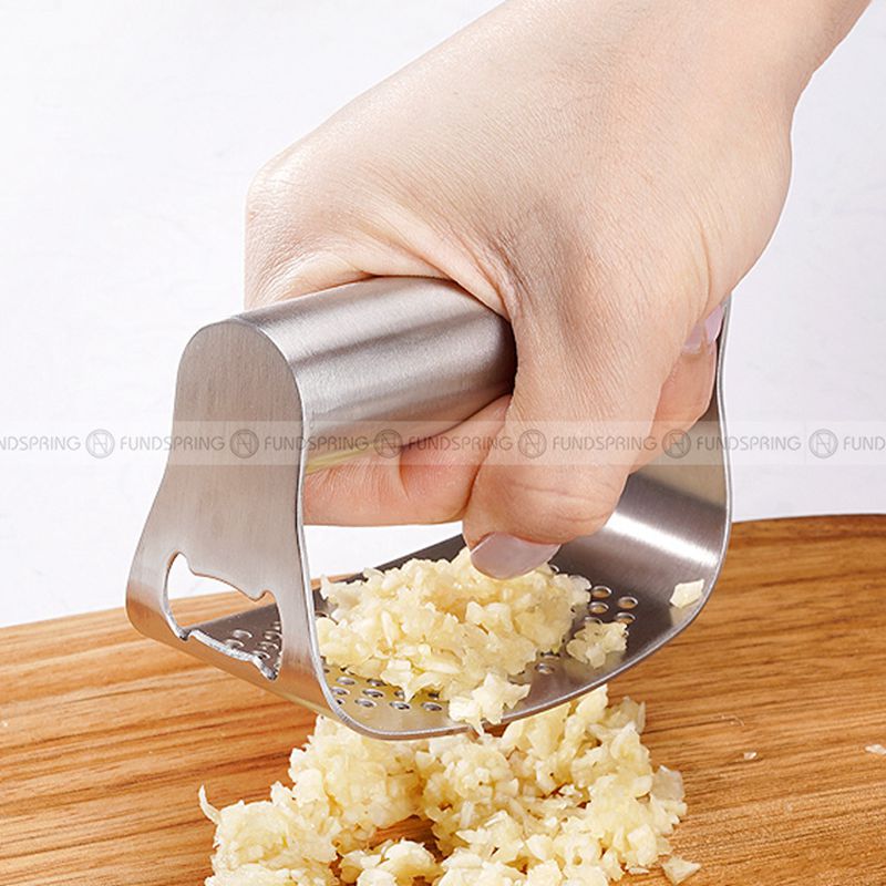 Stainless Steel Garlic Press Manual Garlic Masher with Bottle Opener Stainless Steel Garlic Press Manual Garlic Masher with Bottle Opener
