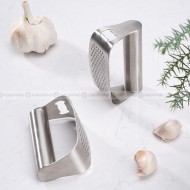Stainless Steel Garlic Press Manual Garlic Masher with Bottle Opener Stainless Steel Garlic Press Manual Garlic Masher with Bottle Opener