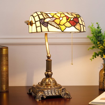 Home Table Lamp Retro Copper Base Tiffany Lamp Butterfly and Hummingbird Lampshade Design Home Table Lamp Retro Copper Base Tiffany Lamp Butterfly and Hummingbird Lampshade Design