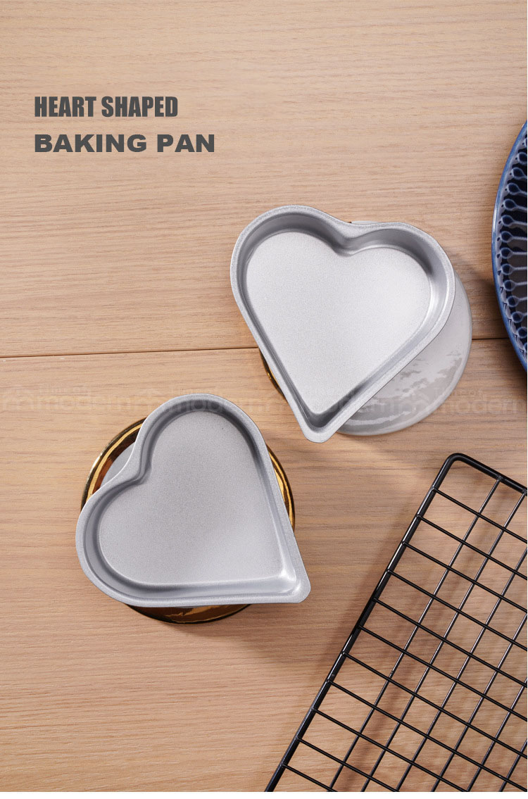 3.5'' Heart Pudding Mold  (1).jpg